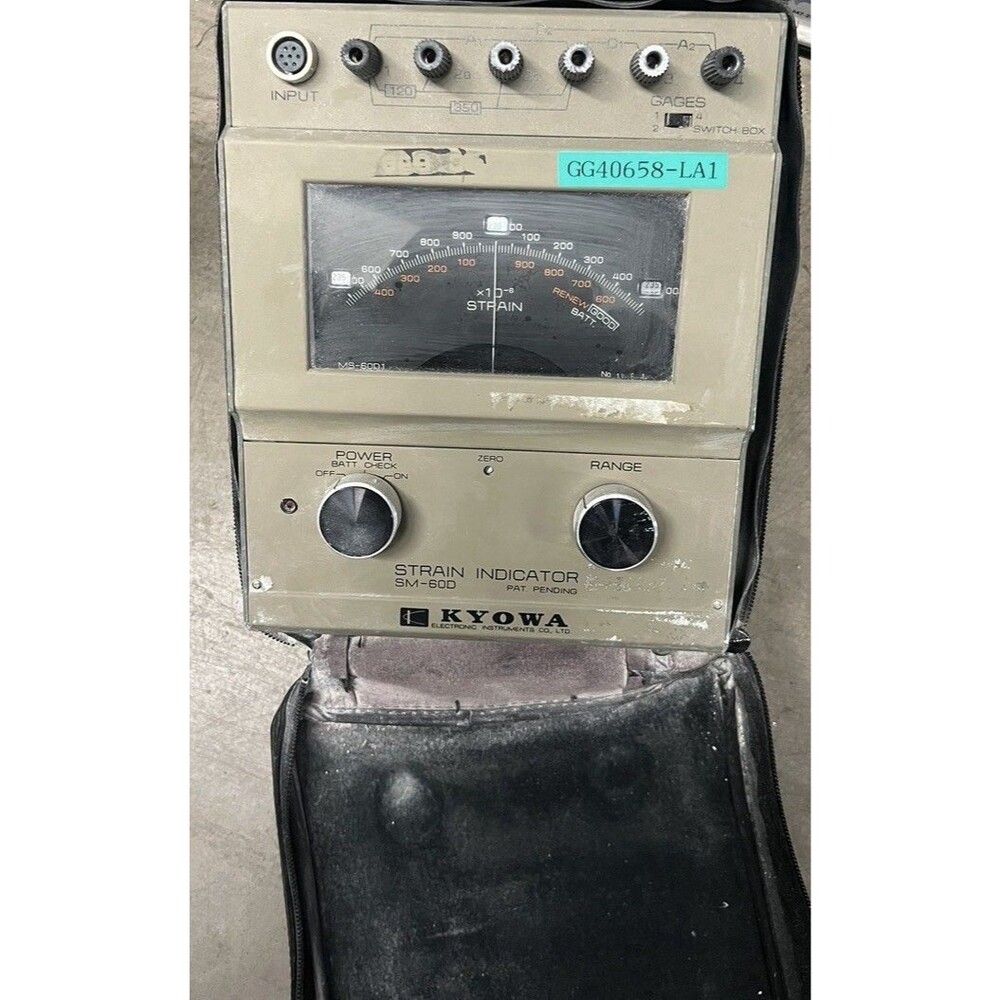 Kyowa SM-60D Strain Indicator Portable Strain Gauge Meter Japan W/ CaseUntested